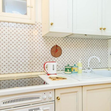Dimora Bibbo Apartment ซาแลร์โน ภายนอก รูปภาพ