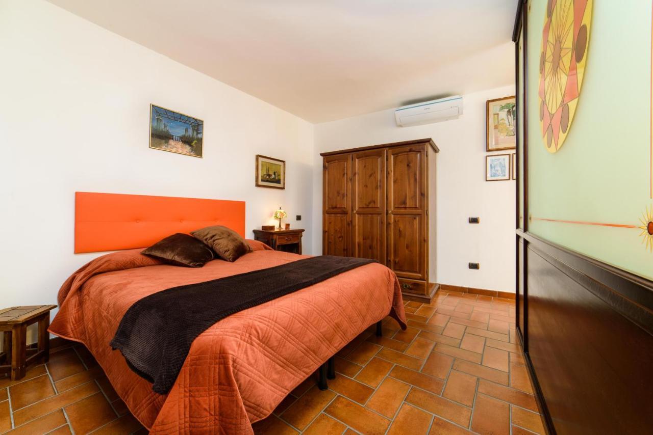 Dimora Bibbo Apartment ซาแลร์โน ภายนอก รูปภาพ