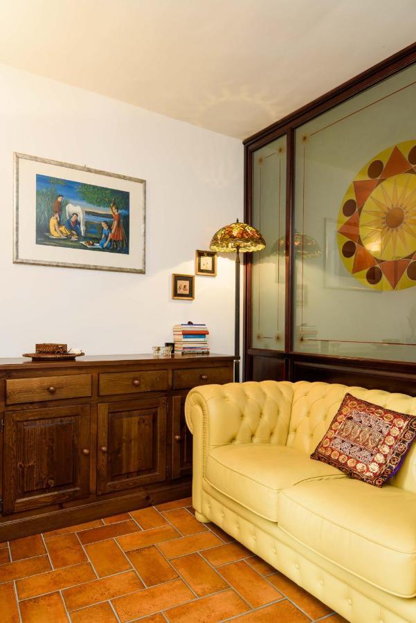 Dimora Bibbo Apartment ซาแลร์โน ภายนอก รูปภาพ