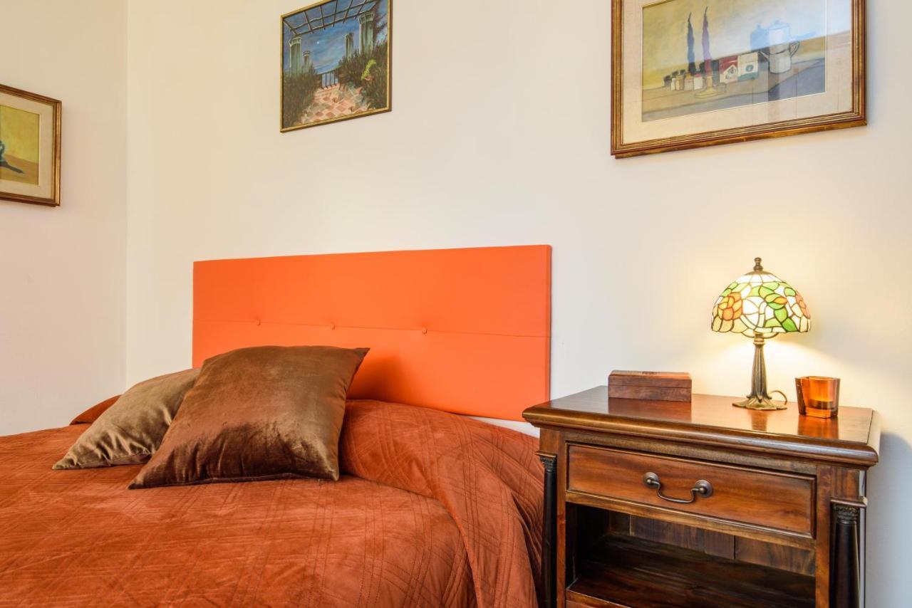 Dimora Bibbo Apartment ซาแลร์โน ภายนอก รูปภาพ